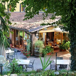 Cascina Le Volpi , Solferino Italia